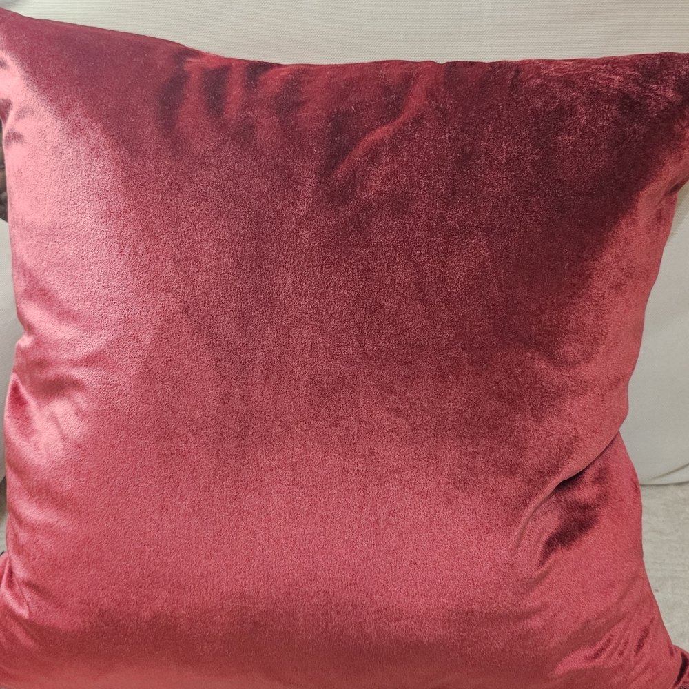 Holiday Santa and Sleigh Tapestry Pillow Please No Low Offers - Picture 4 of 4
